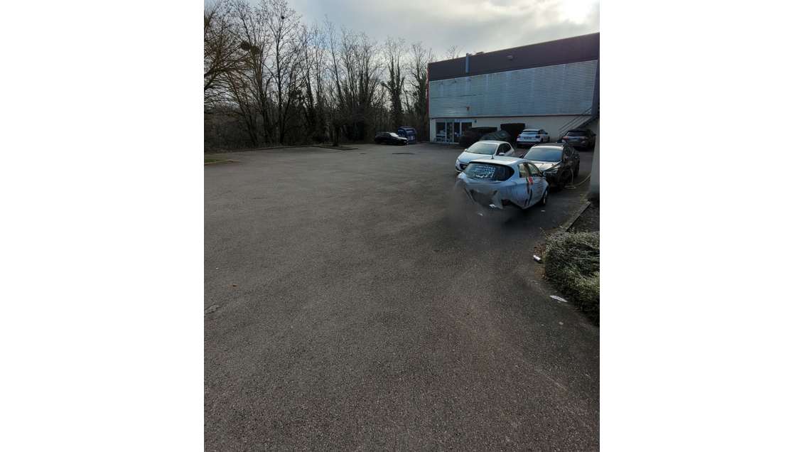 A louer local commercial à Champagne-au-Mont-d'Or