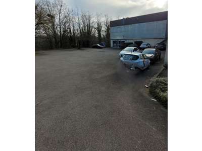 Location Locaux commerciaux - Boutiques à Champagne-au-Mont-d'Or