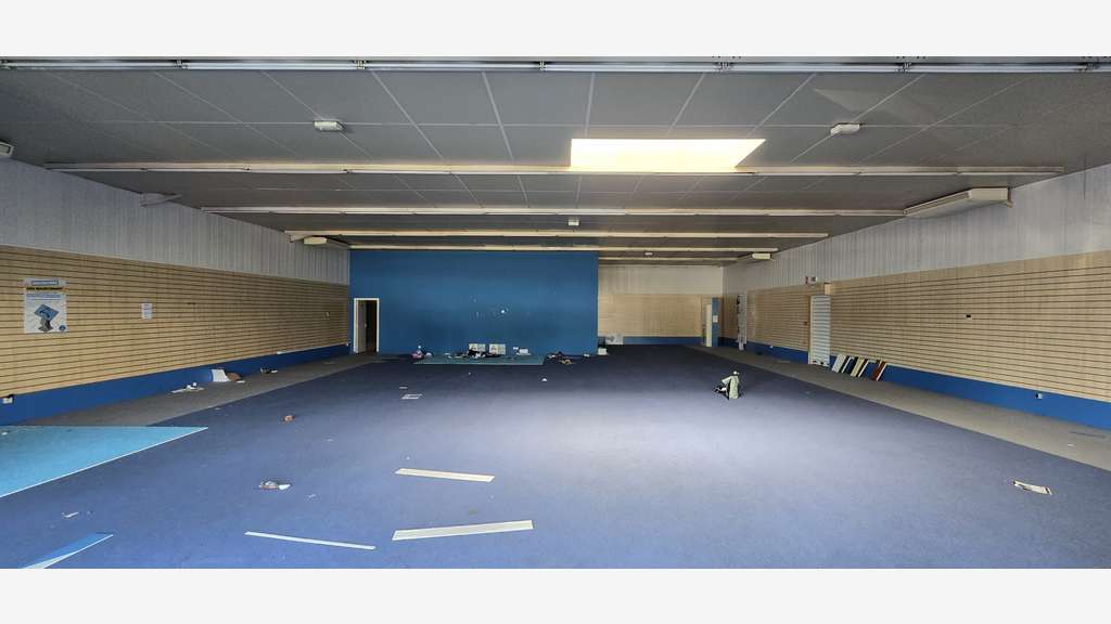 A louer local commercial 387m² Champigny-sur-Marne