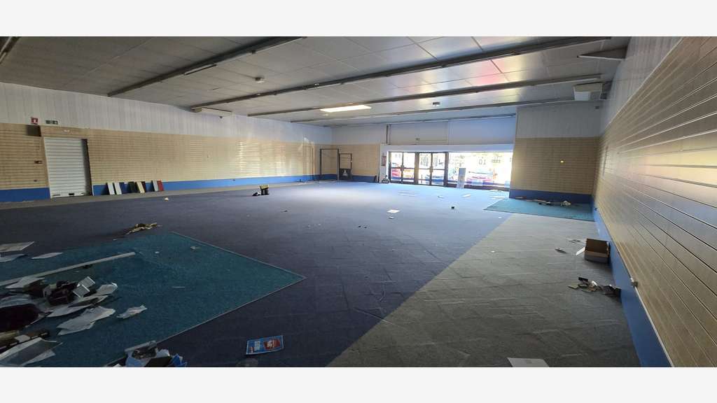 A louer local commercial 387m² Champigny-sur-Marne