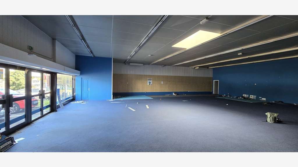 A louer local commercial 387m² Champigny-sur-Marne