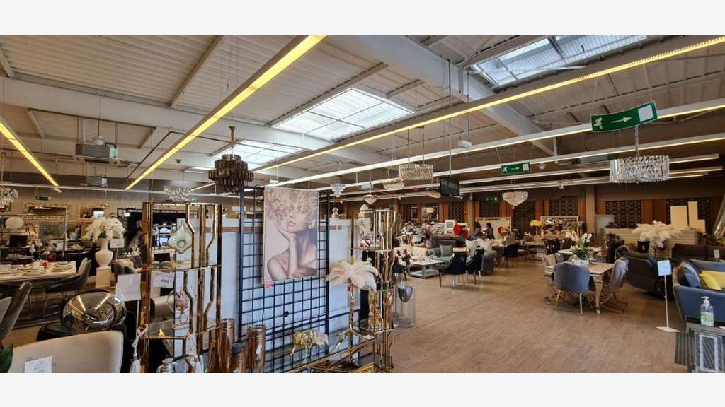 A louer local commercial 720m² Champigny sur Marne
