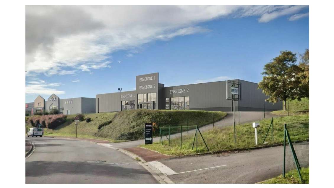 Local commercial 1200m² à louer en zc Champniers