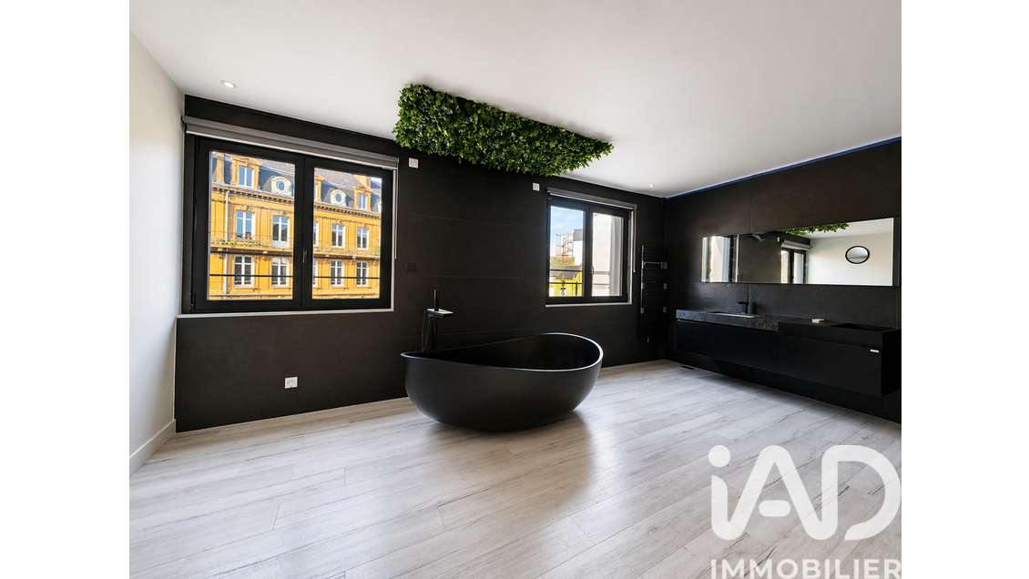 A louer loft atypique 115m² Charleville-Mézières