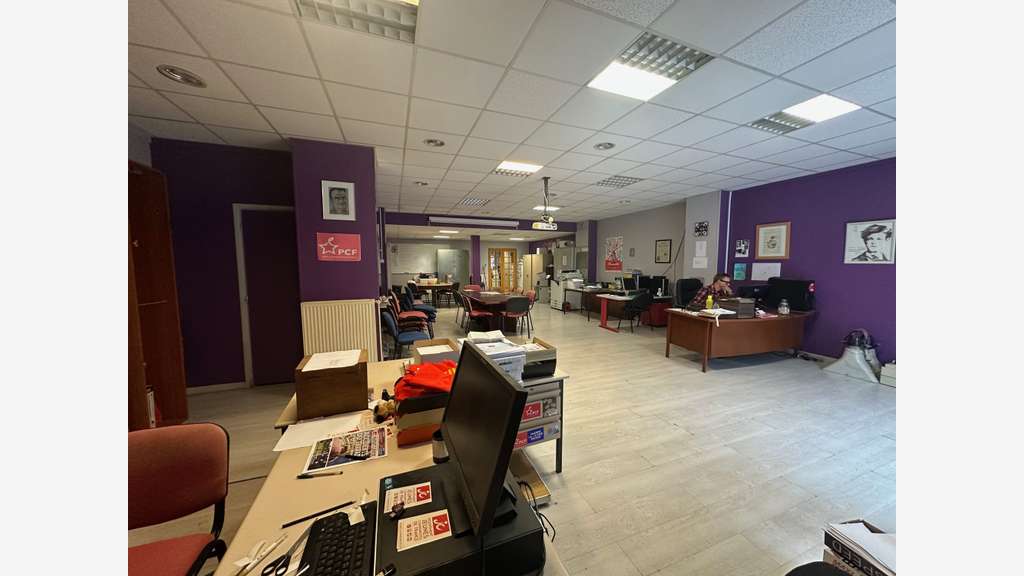 Local Commercial 137 m2 Centre Ville