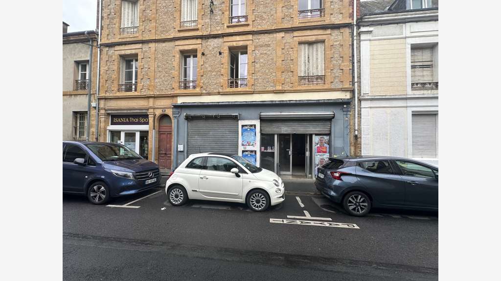 Local Commercial 137 m2 Centre Ville