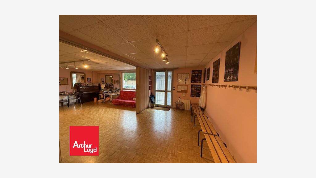A louer local commercial 126m² à Chartres centre