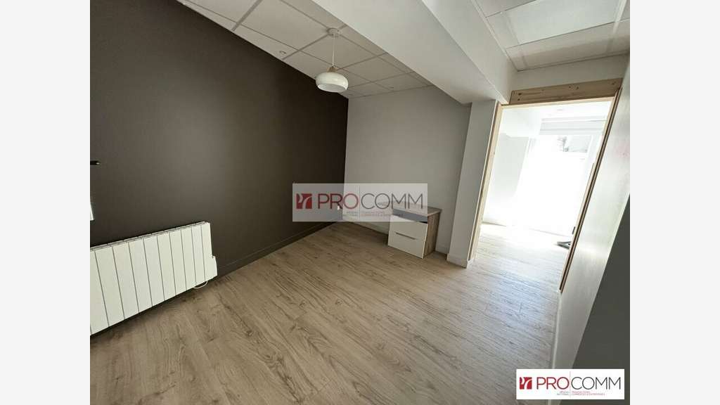 Local commercial 80m² à louer à Chartres centre