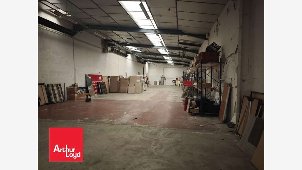 A louer local d'activité 1530m² à Chartres agglo