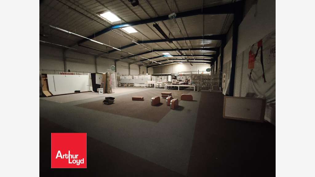 A louer local d'activité 1530m² à Chartres agglo