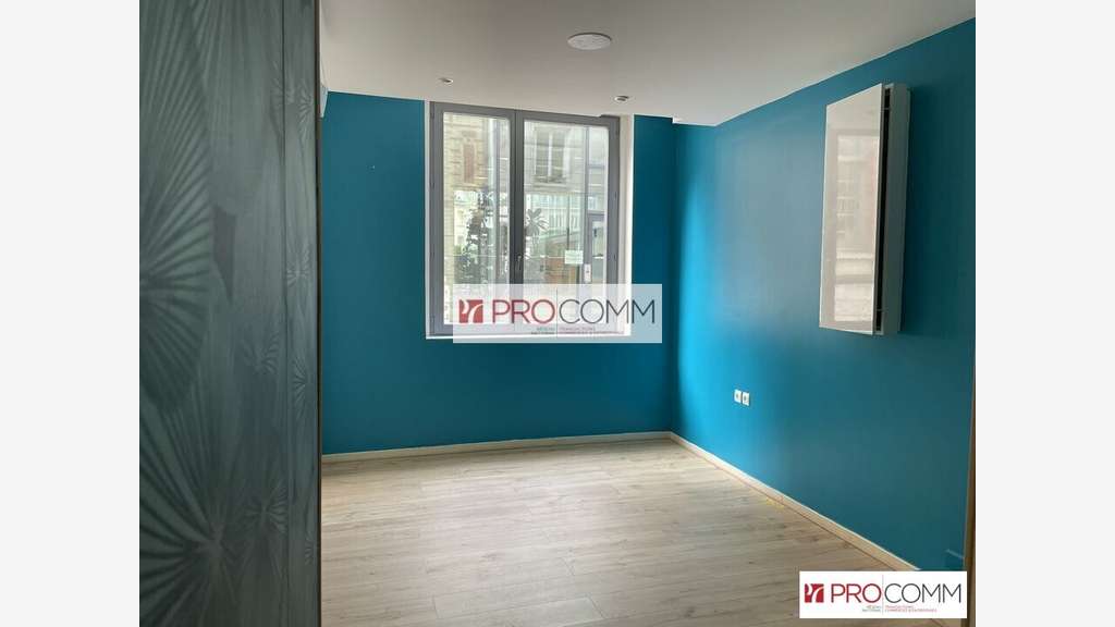 Boutique 60m² à louer à Chartres centre