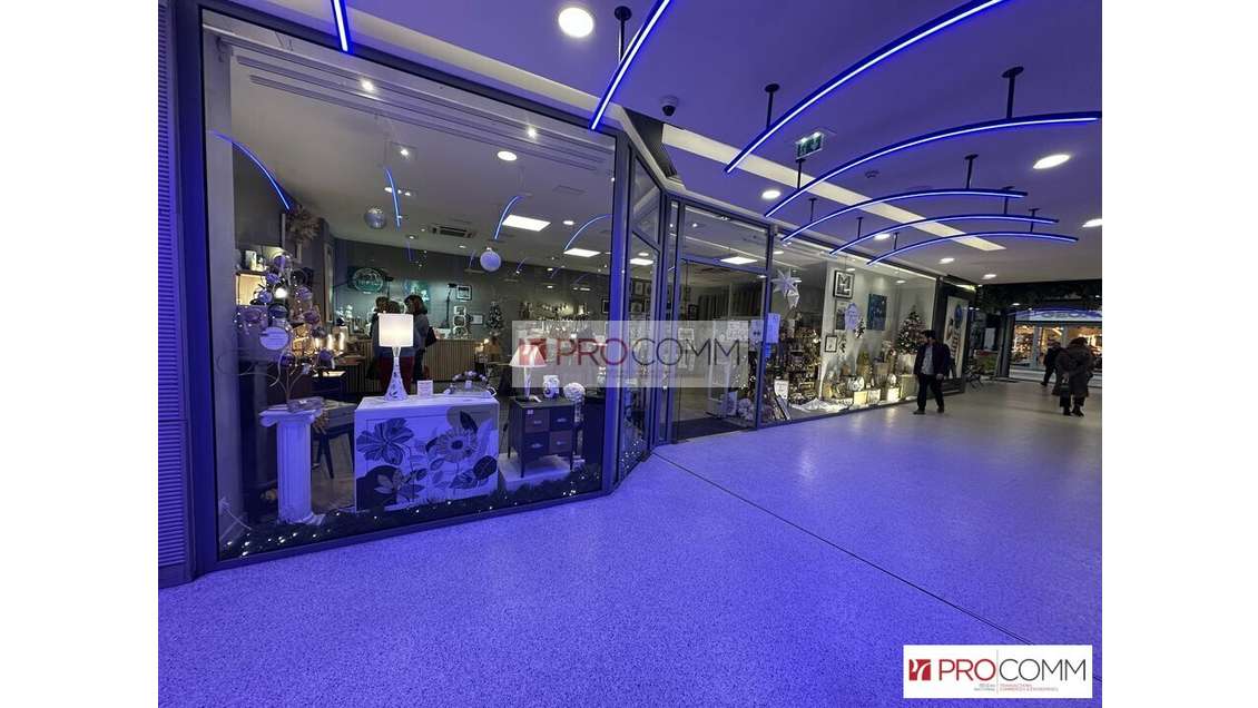 A louer local commercial 78m² à Chartres centre