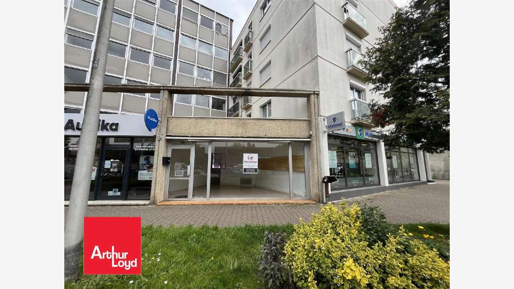A louer local commercial 110m² à Chartres centre