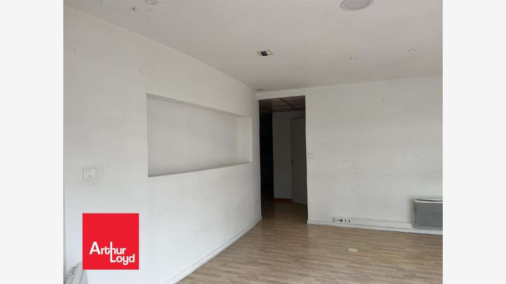 A louer local commercial 110m² à Chartres centre