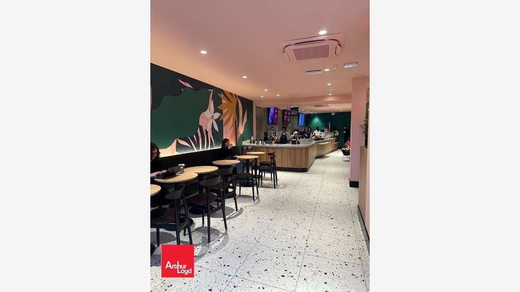 Loue local commercial de 261m² à Chartres centre
