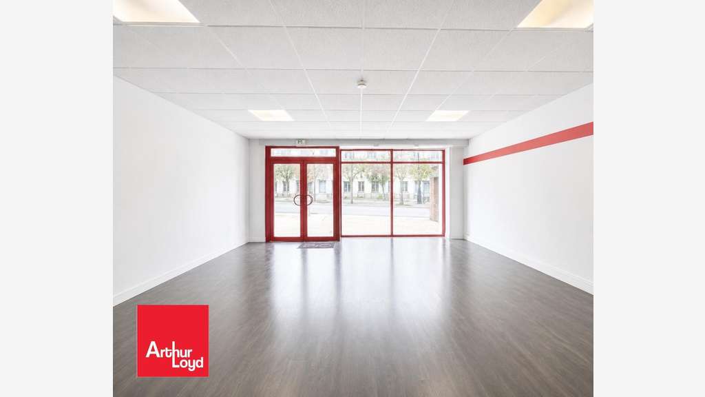 A louer local commercial 57m² à Chartres Gare