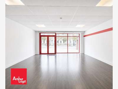 A louer local commercial 57m² à Chartres Gare