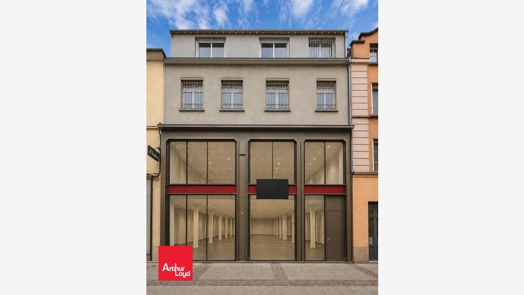 A louer local commercial 474m² à Chartres centre