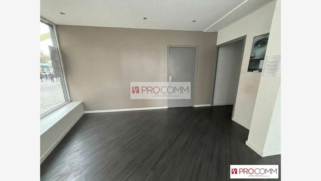 Boutique de 120m² à louer au coeur de Chartres