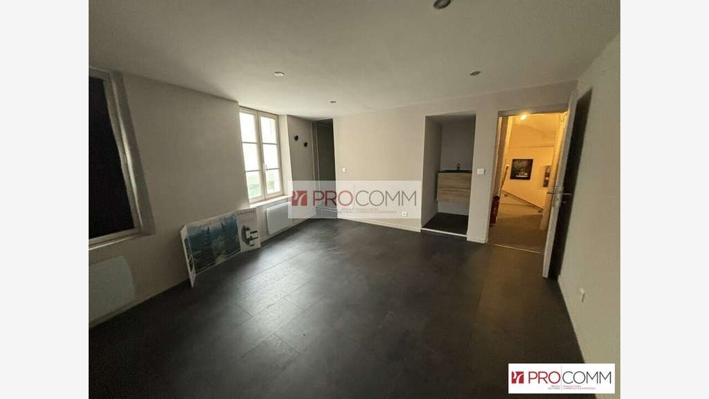 Boutique de 120m² à louer au coeur de Chartres