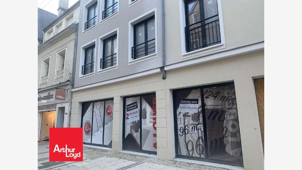 Loue local commercial neuf 125m² à Chartres centre