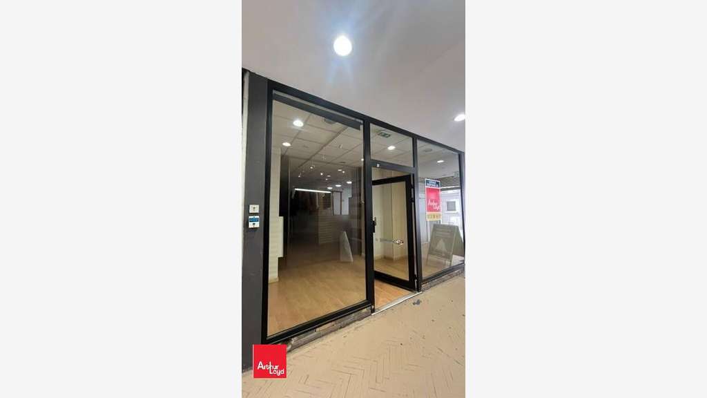 A louer local commercial en centre ville Chartres