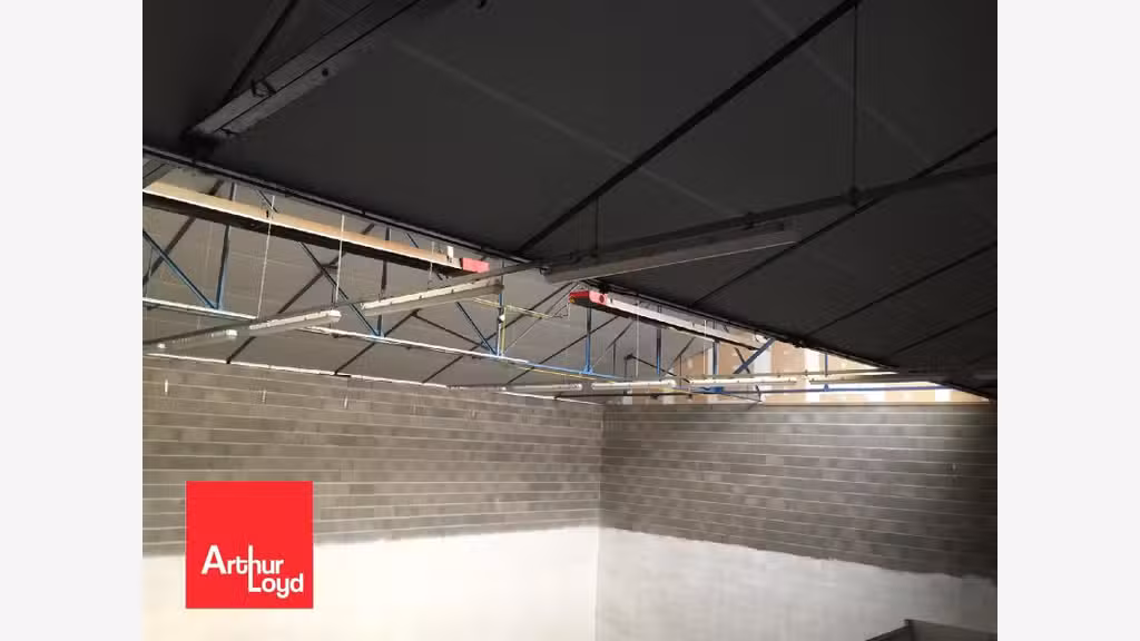A louer locaux d'activités bureaux 291m² Chartres