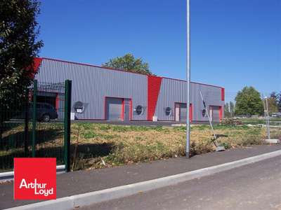 A LOUER - EURE ET LOIR - CHARTRES - LOCAUX