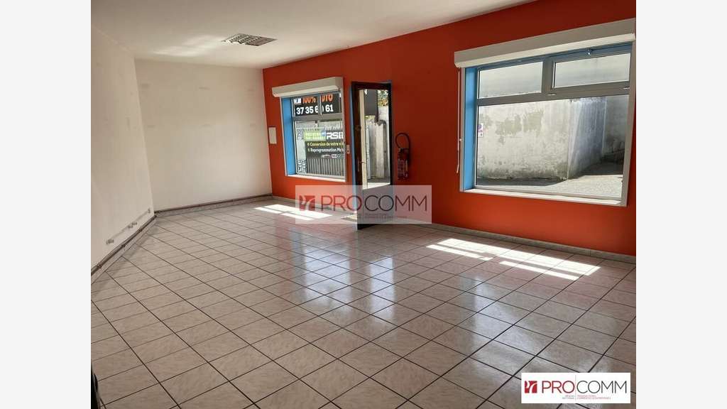 Loue local commercial 120m² en RDC Chartres agglo