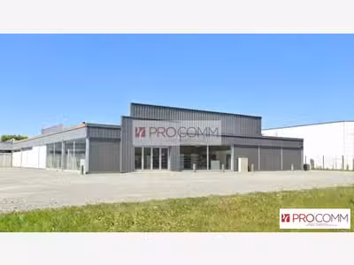 Local commercial 1439m² à louer à Chartres agglo