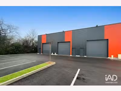 Local commercial à Charvieu-Chavagneux
