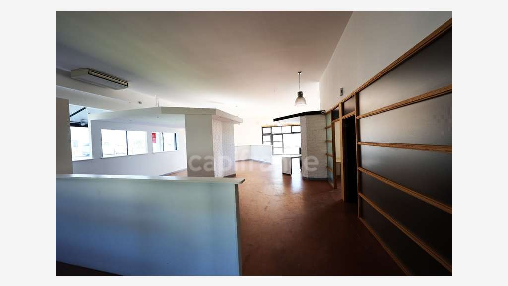 Local 250m² avec grande visibilité ZAC Poitiers