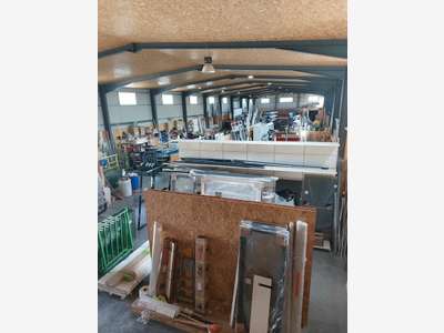 Location local industriel 1400m² à Château-Arnoux