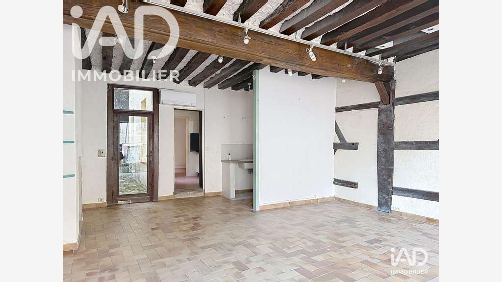 A louer local professionnel 50m² à Château-Renard