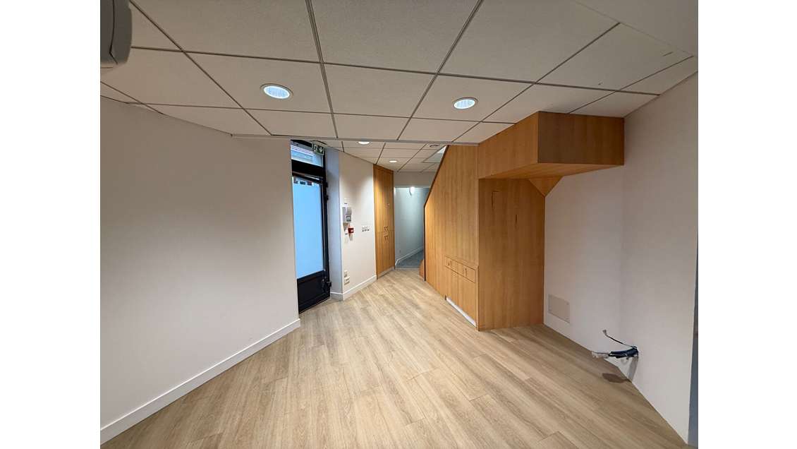 Loue local bureaux de 105m² à Châtelaillon-Plage