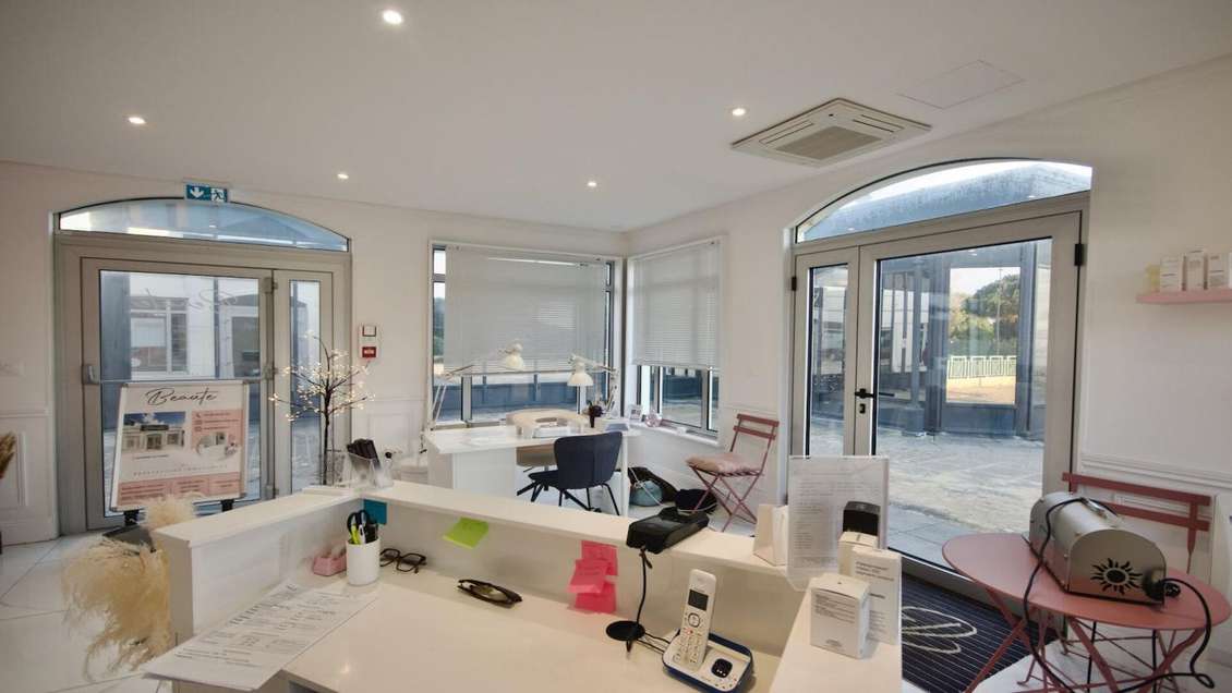 Local commercial Chatelaillon Plage 4 pièce(s) 52