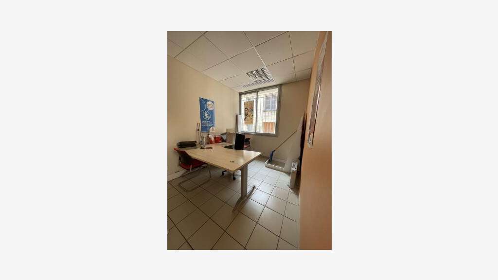 A louer bureaux 200m² état neuf à Châtellerault