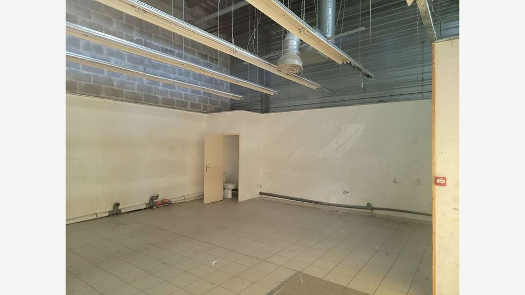 A louer local commercial de 65m² à Châtellerault