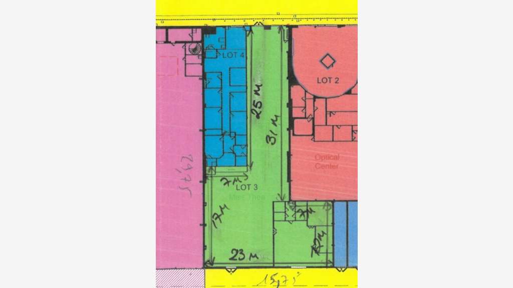 Local commercial de 580m² à louer à Châtellerault