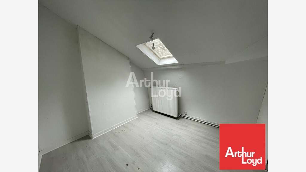 Local à louer centre Châtellerault avec logement