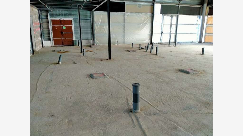 Cellule à louer dans galerie Châtellerault Sud