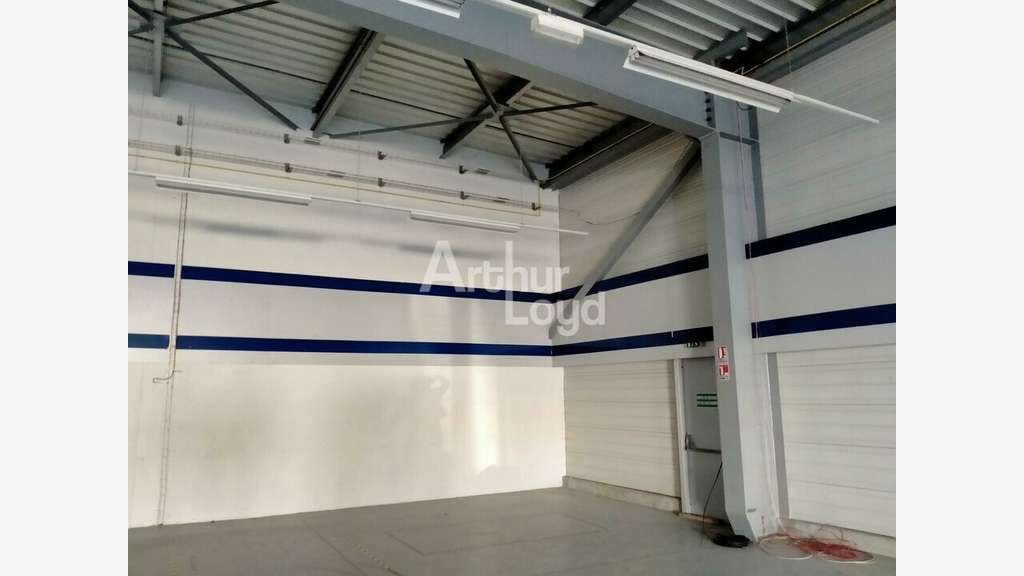 Local 316m² à louer Châtellerault ZA du Sanital