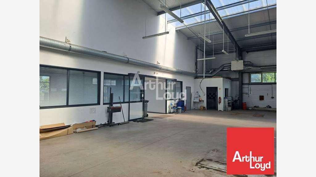 Local commercial à louer  zone Nord Châtellerault