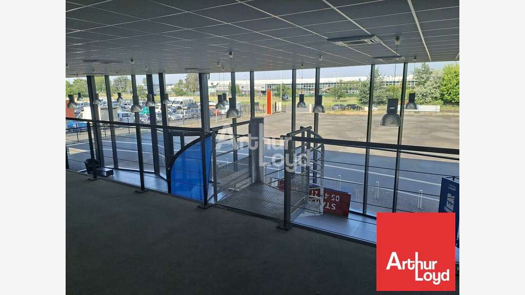 Local commercial à louer  zone Nord Châtellerault