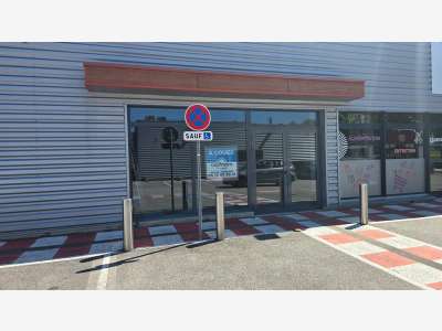 A louer local commercial 74m² empl N°1 Châtenoy