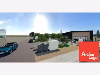 Local commercial de 400m² à louer à Niort Chauray