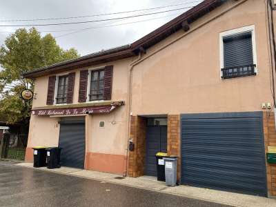 Location local restauration 297m² à Chazey-sur-Ain
