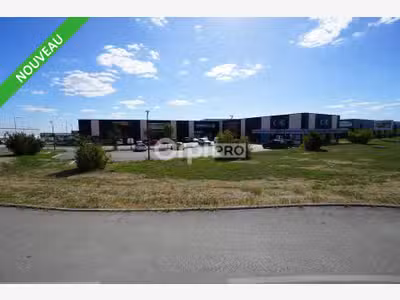 A louer local commercial 400m² Chevigny St Sauveur