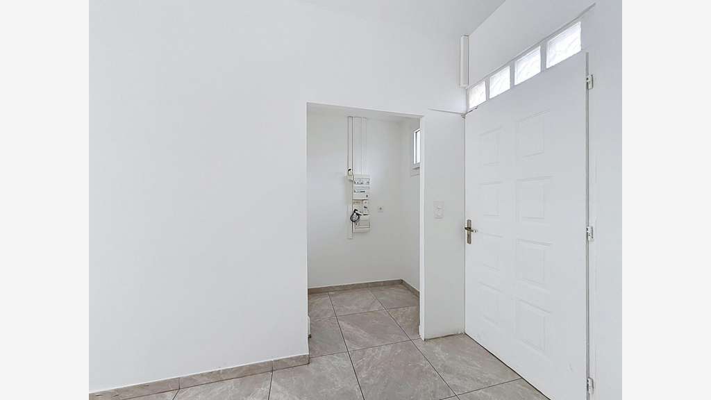 Location local 43m² face tramway T9 Choisy-le-Roi