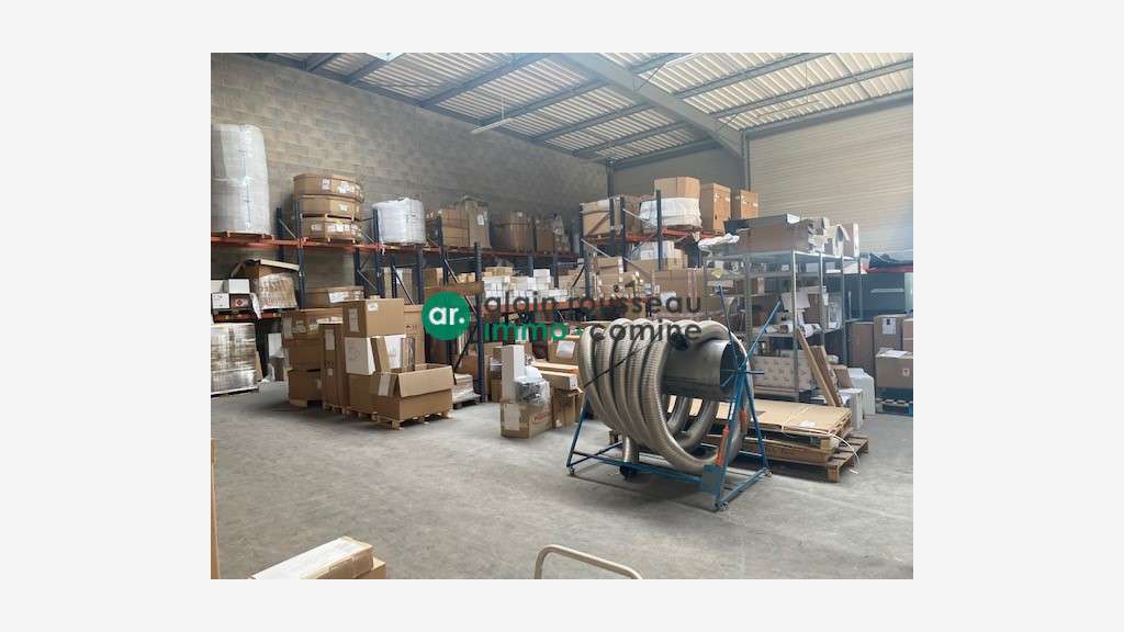 Local d'activité à louer 493m² à Cholet
